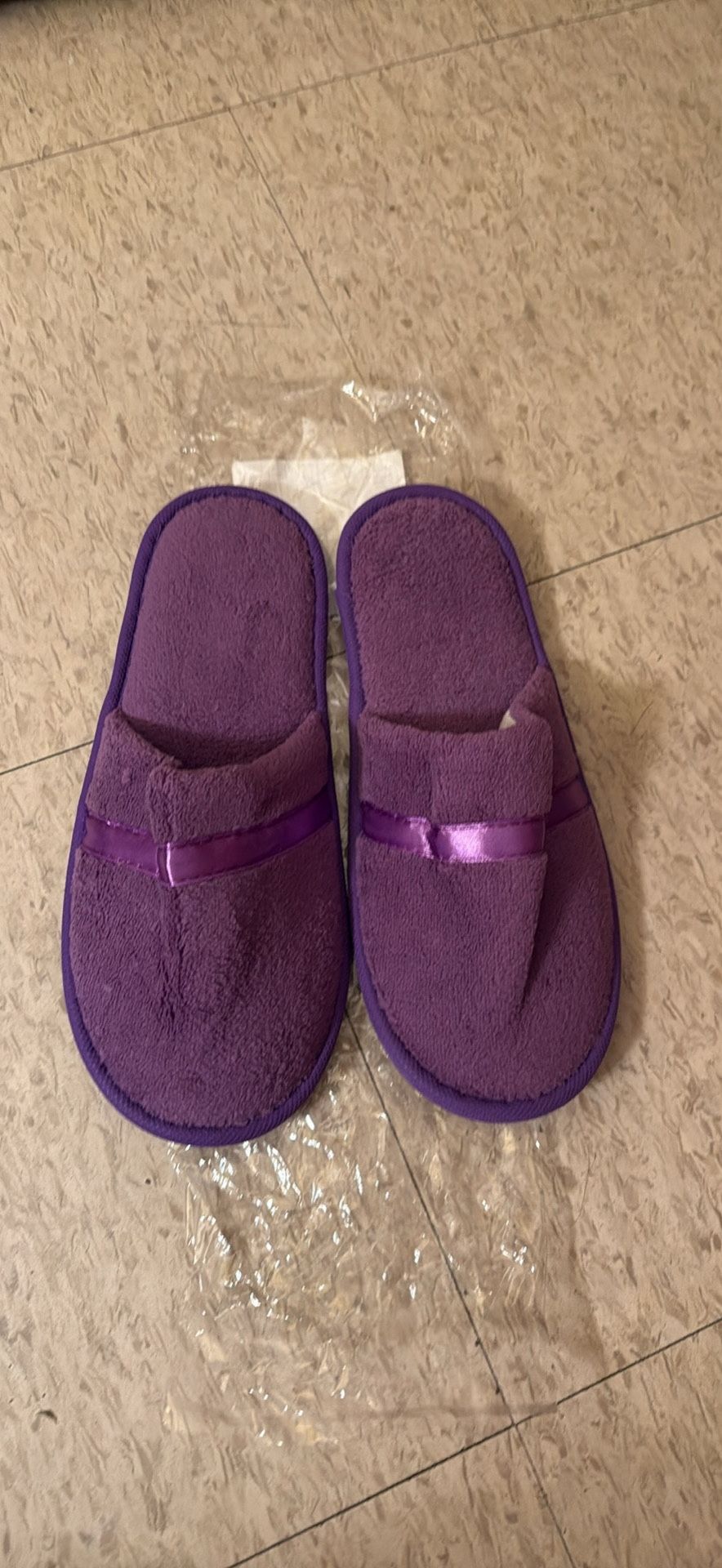 Slippers (Purple, New, size 8/9)