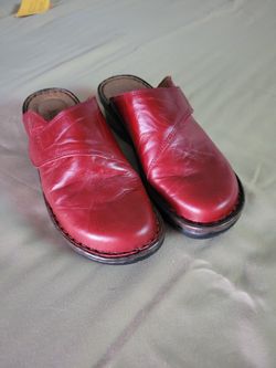 Josef Seibel Clogs Size 37 Red