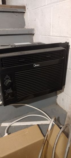 Media window AC