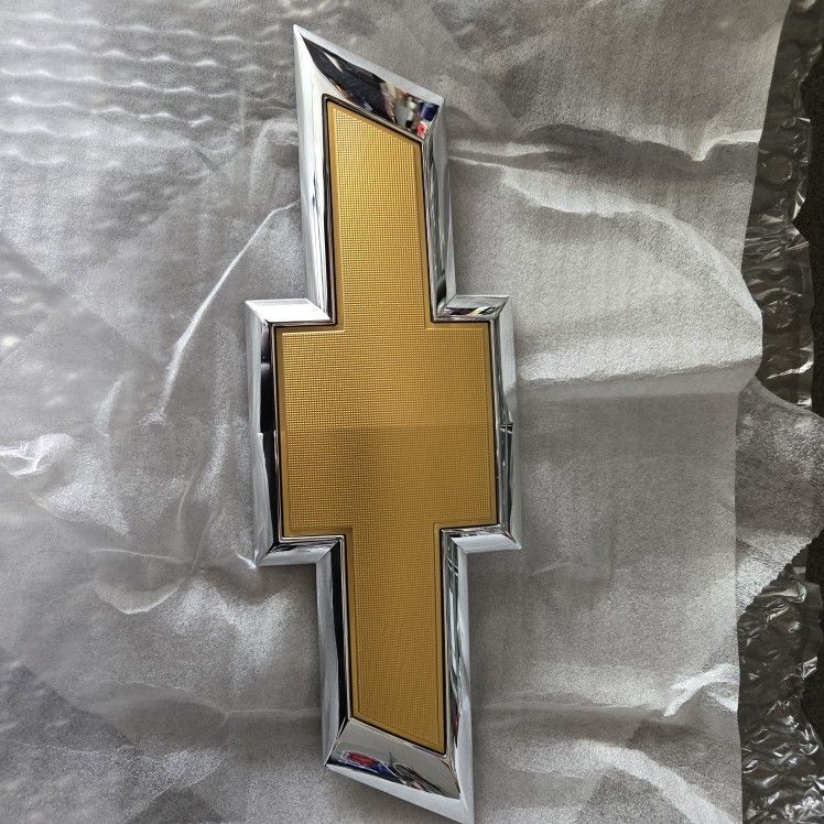 Chevy Emblem-  Bowtie , Silverado 