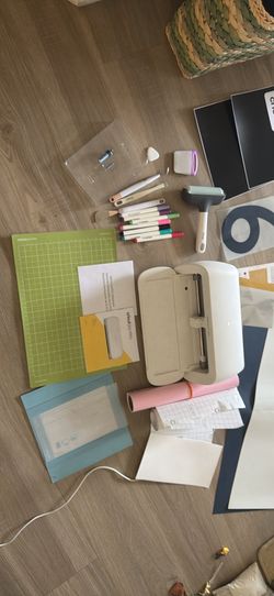 Cricut joy machine with supplies