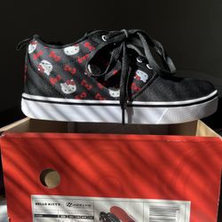 hello Kitty Heelys