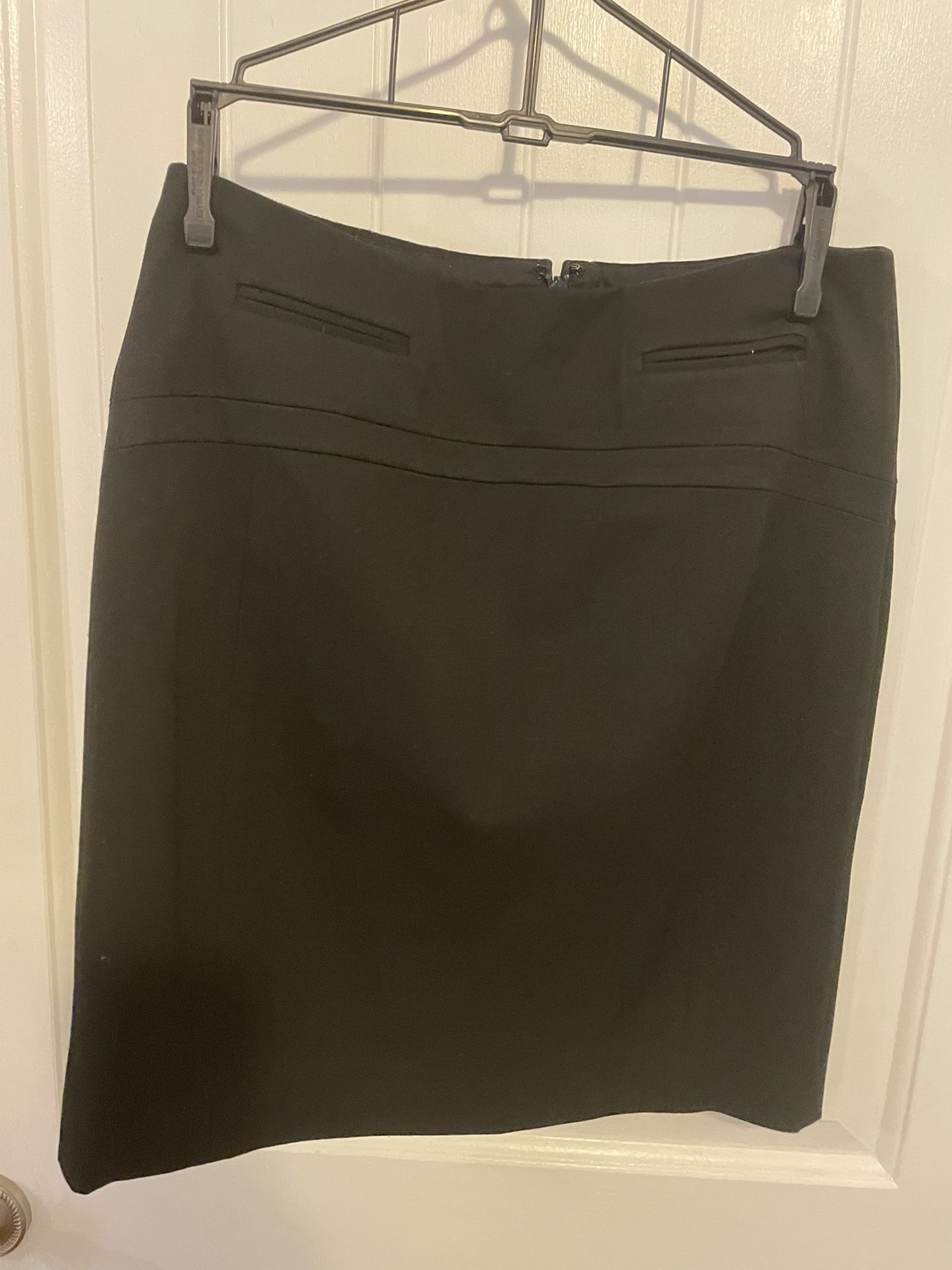  Express Pencil Skirt Black Size 2. Freshly dry cleaned.