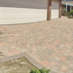 Concrete/Pavers