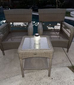 Patio Furniture, Excellent Cond, Large Chairs, Quality Weather Resistant Rattan, see my profile for more outdoor and indoor furniture