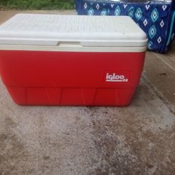 Vintage Igloo 48 Quart Cooler