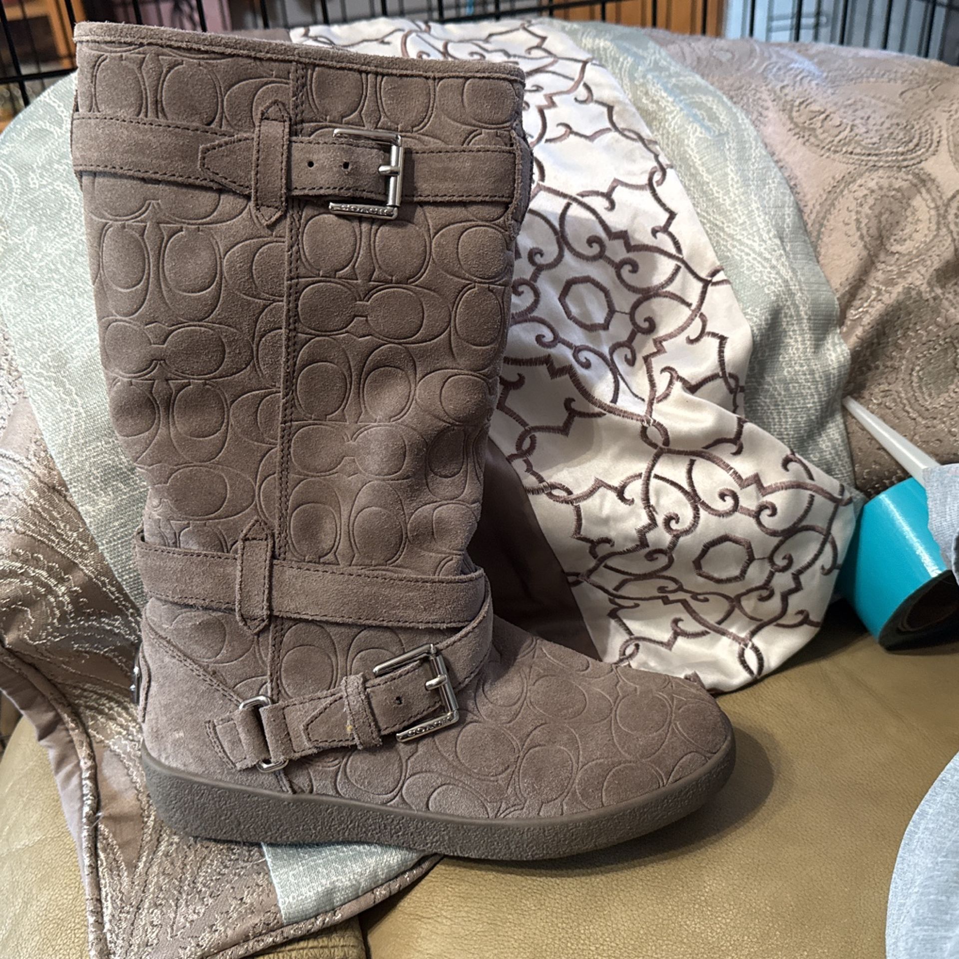  Coach Thelma Boots