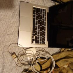 MACBOOK PRO LAPTOP WORKING WITH POWER SUPPLY-NO PASSWORD BEST OFFER!