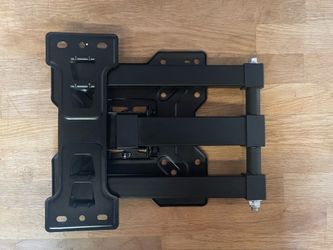 13” - 32” TV Mount