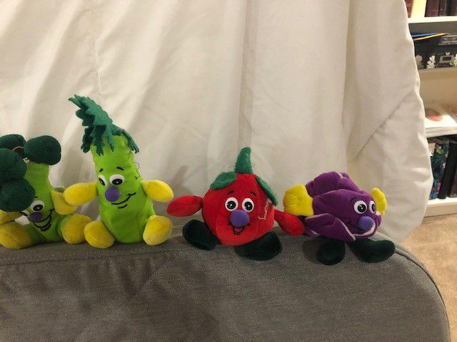 1998 Vegetable Friends Veggie and Fruit Vintage 11 Plush Toy Box Creations Collection or Individuals See All Pictures