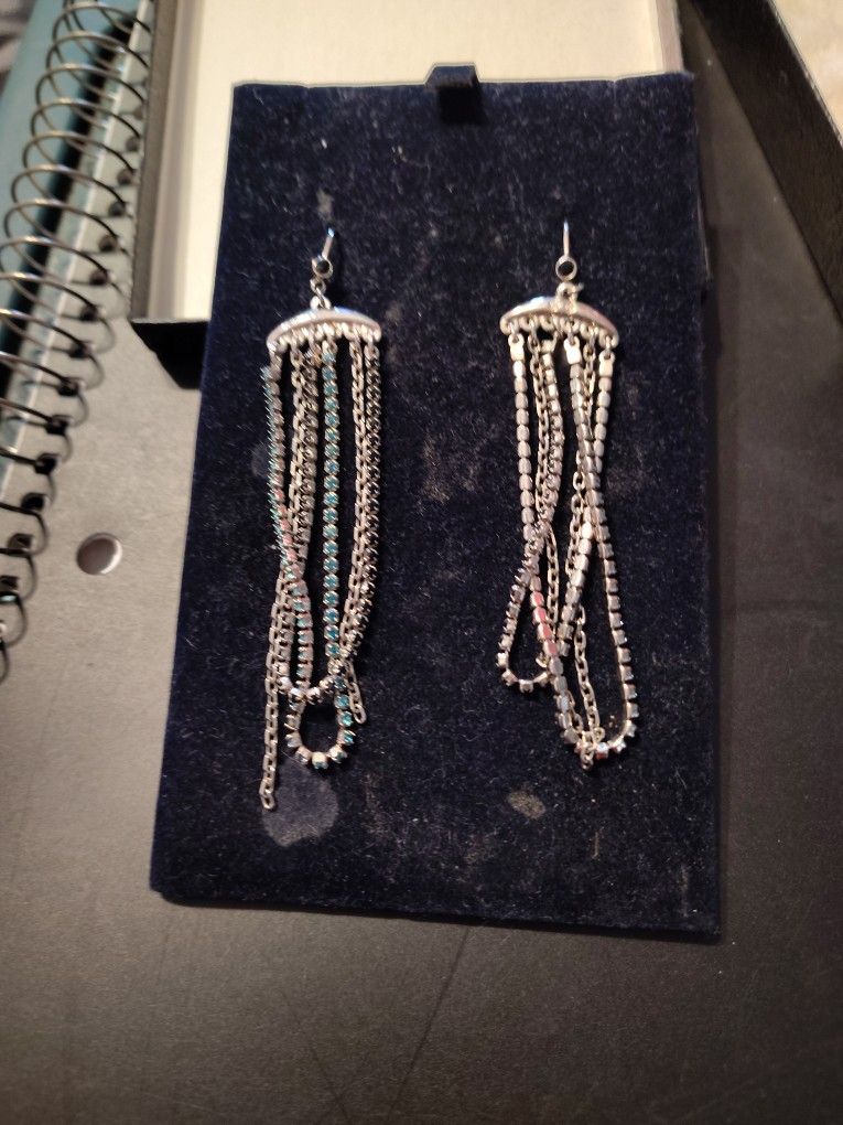 Swarorski.Earings.50.00