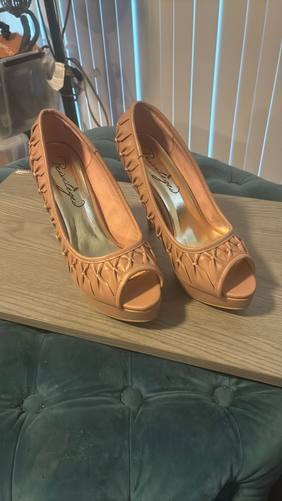 Privileged heels and color