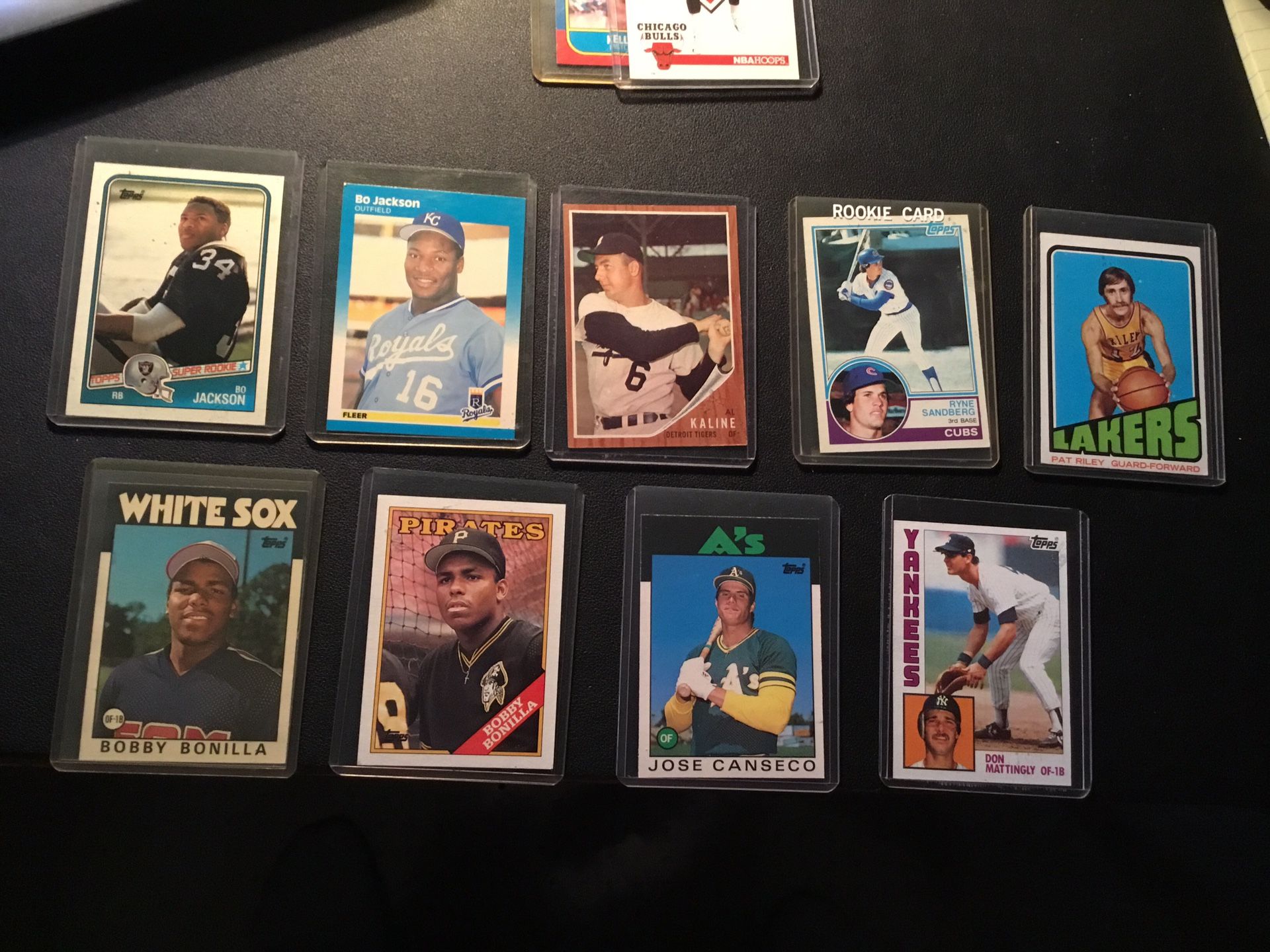 Trading Cards. Small Vintage baseball Trading Card Collection