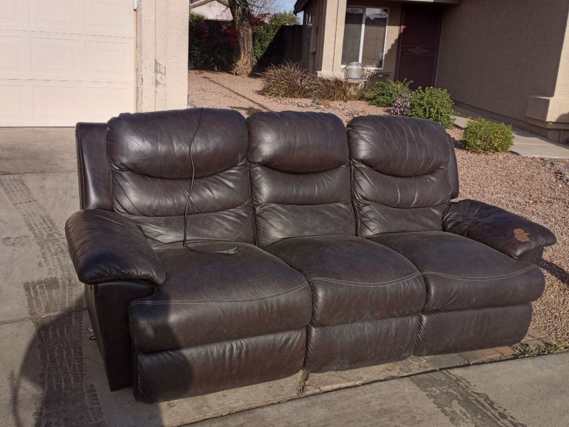 Free Dual Recliner Sofa