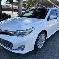 2013 Toyota Avalon Limited 