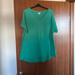 LuLaRoe  Short Sleeved V-neckline Blouse  3XL