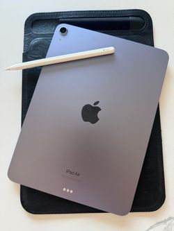 iPad Air (5th generation), 64GB, Wi-Fi, M1, in purple