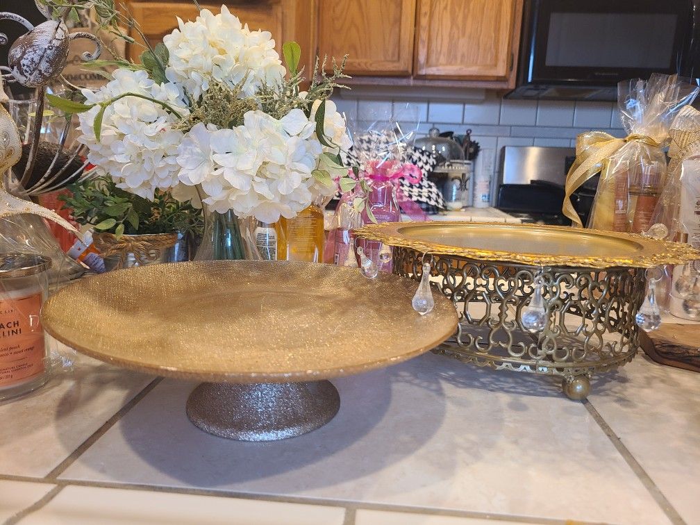 Gold Cake Plates. Different Prices