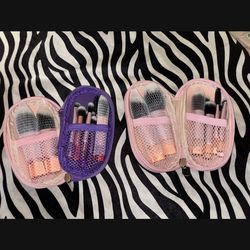 Mini makeup brushes travel pouch