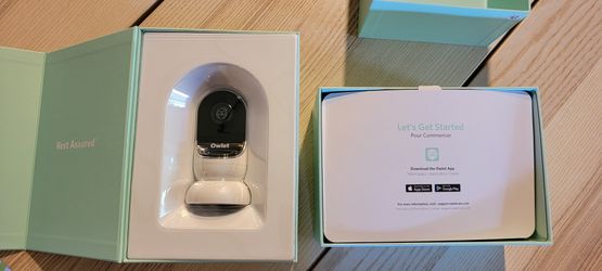 Owlet Smart Sock 3 and Cam Baby Monitor Bundle (NEW)