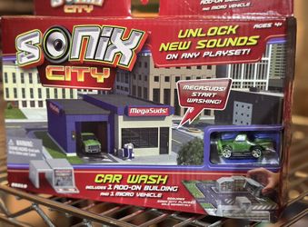 Sonix City - Car Wash -Green Truck See Photos 