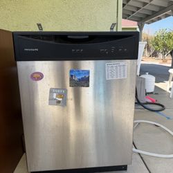 Frigidaire Dishwasher 