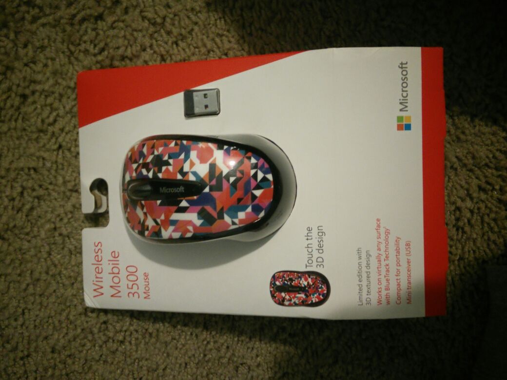 Microsoft mouse wireless 3500 brand new