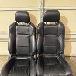 2003 350z seats 