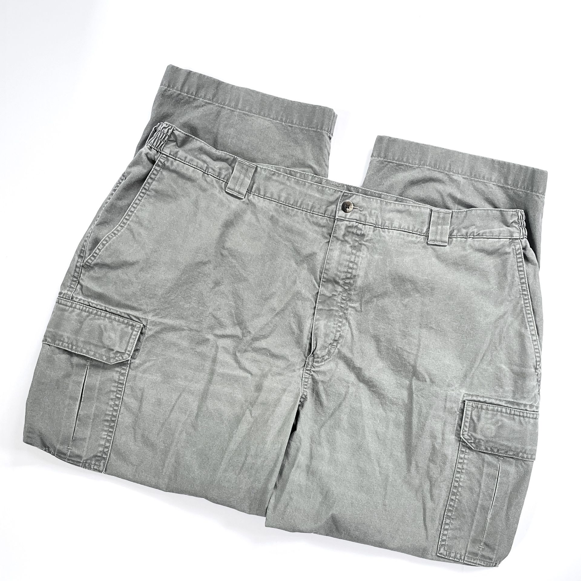 L.L. Bean Men's Tropic-Weight Cargo Pants, Natural Fit, Comfort Waist in Dusty Olive (44x29”)