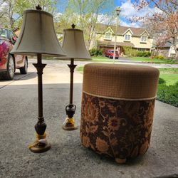 Lamps/ottoman 