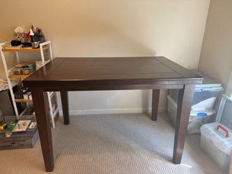 7 Piece Extendable Solid Wood Dining Set