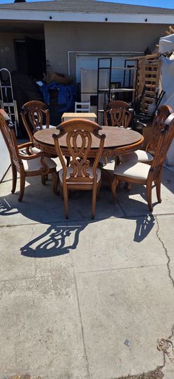 Dining Table 6Chairs