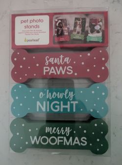 Holiday Pet Photo Stands