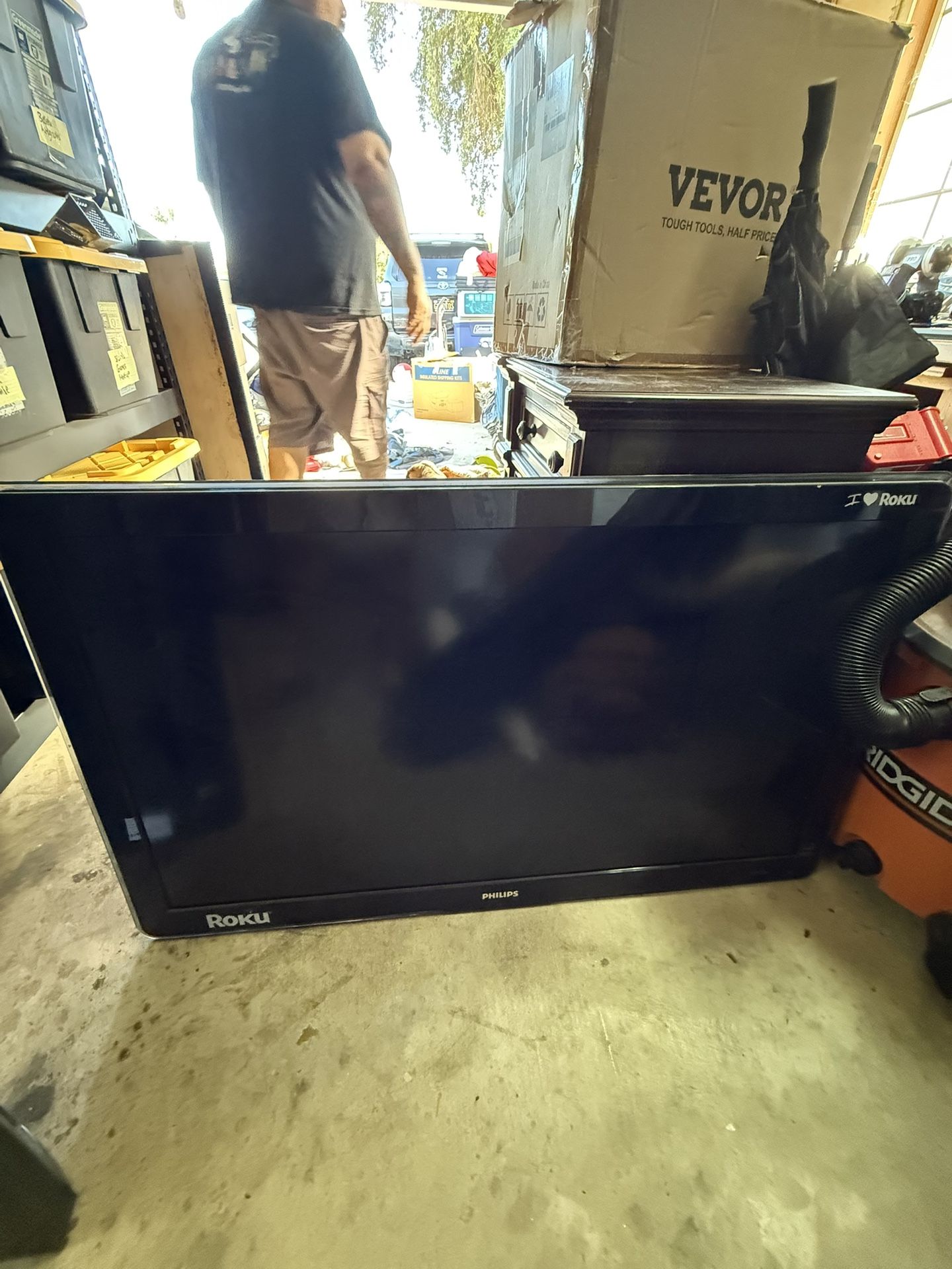 TV