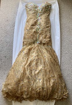Prom/homecoming dress