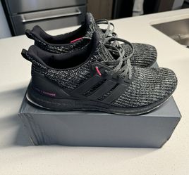 Ultra Boost - Breast cancer Awareness - Size 13 - Lightly Used 