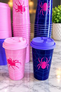 Set of 48 Spider To-Go Cups with Lids