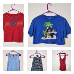 Bundle/Lot of 5 Medium Sized Women's Tops