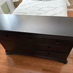 FREE - Stanley furniture - Dresser