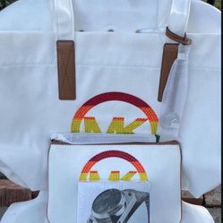 The Michael Bag Large Tote Optic white One Size and matching pouch set  Michael Kors step tracker  Serious inquiries only please  Pick up location in 