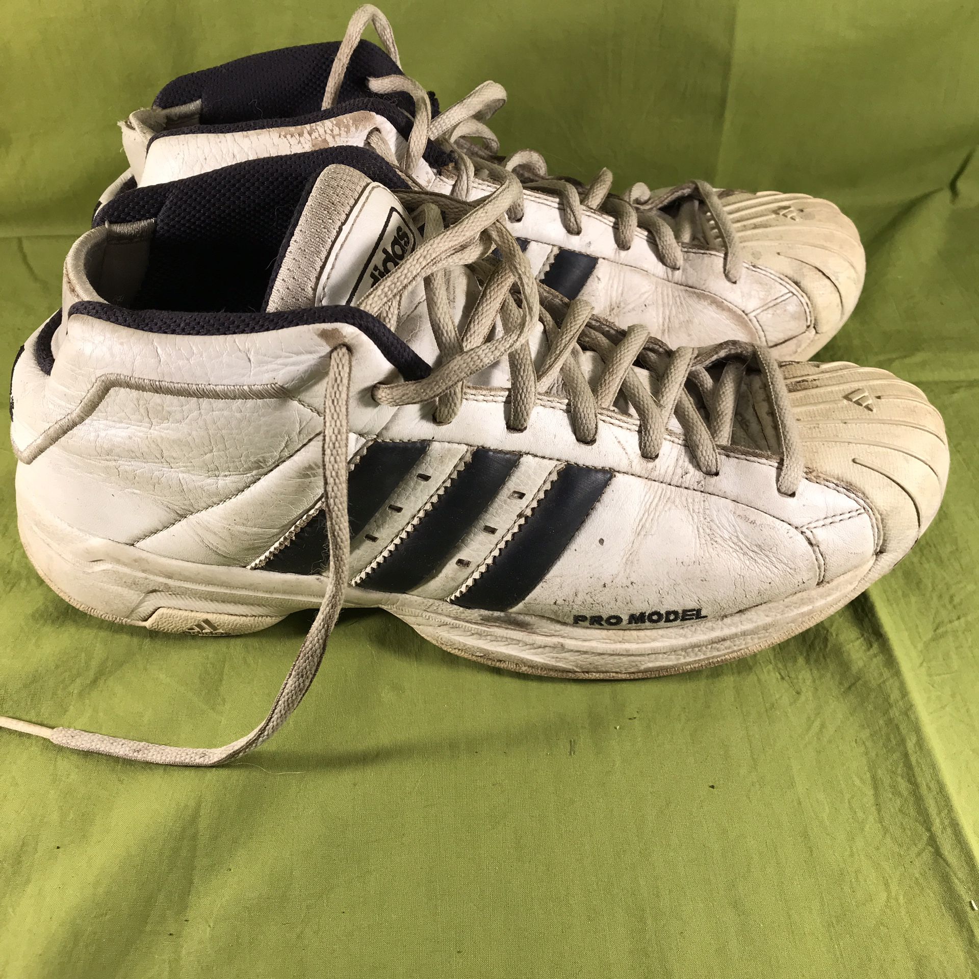 Adidas 2004 Pro Model Art no 669183 Sneakers Men’s Size 12