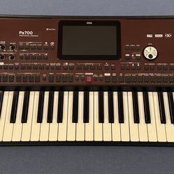 Korg PA700 Professional Arranger Keyboard 