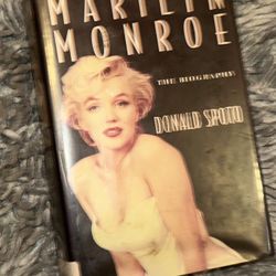 Marilyn Monroe Book/Memorabilia