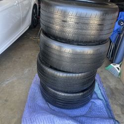 Used Tesla Model Y OEM Michelin All Season Tires Set 255/35/21 & 275/35/21