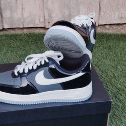 Nike Air Forces Size 8