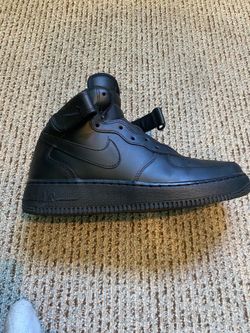 Air force 1 black high top