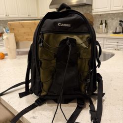 Canon deluxe camera backpack