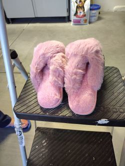 Woman's New Slippers. European Size 37