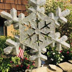 43” LED Snowflake 