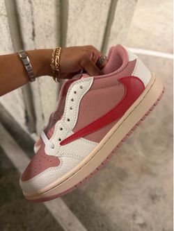 Travis Scott Jordan 1 R  E  P size 7women 5.5 boys